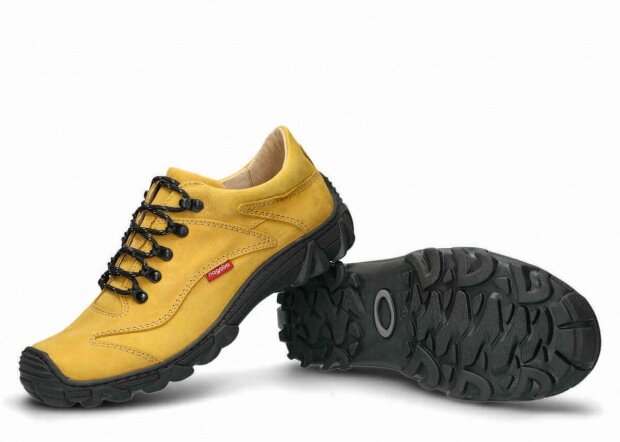 Men's trekking shoe NAGABA 400 yellow crazy leather