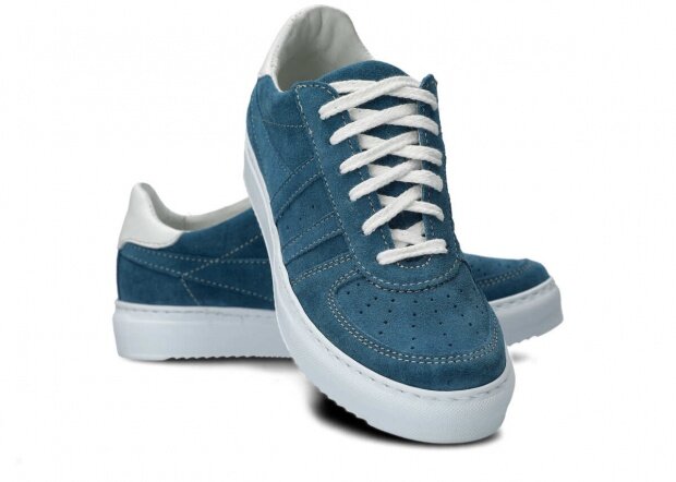Shoe NAGABA 015 light blue velours leather