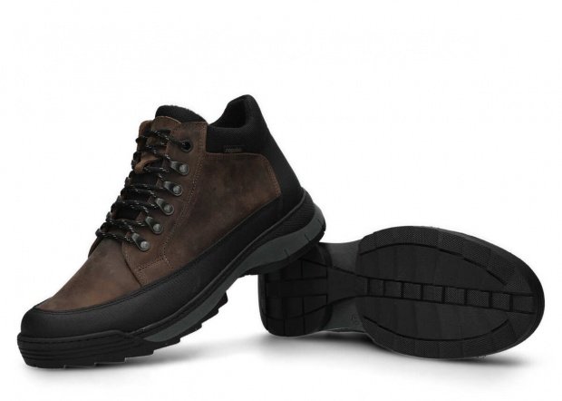 Men's trekking ankle boot NAGABA 443 olive crazy leather