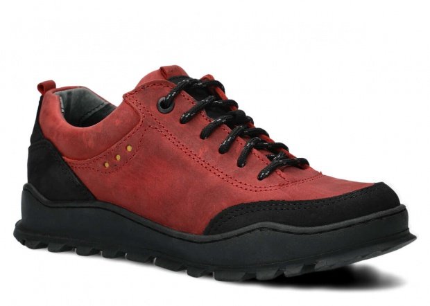 Trekking shoe NAGABA 0521 red crazy leather