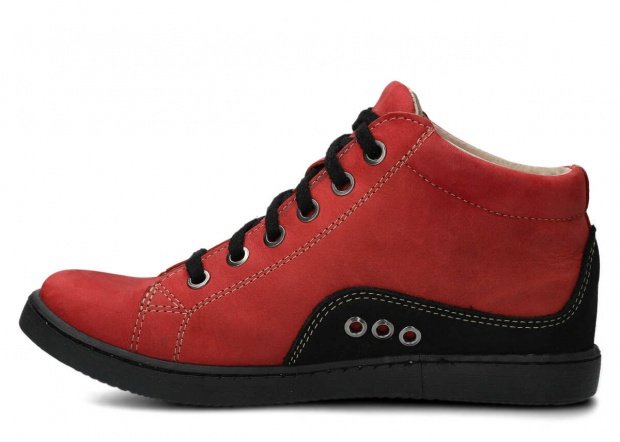 YOUTH BOOT MODEL 251 RED PEAS - SIZE 39