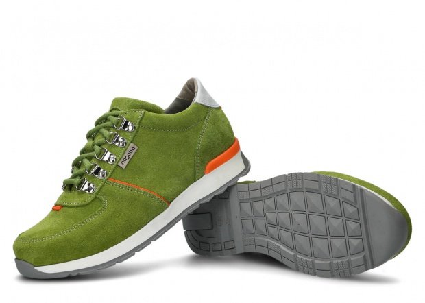 Shoe NAGABA 313 light green velours leather