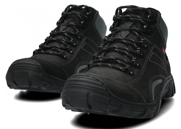 Men's trekking ankle boot NAGABA 402 black crazy leather