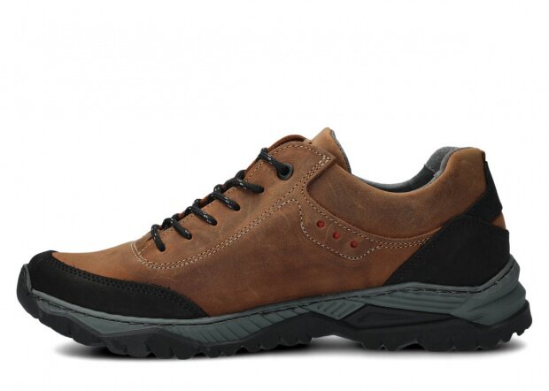Men's trekking shoe NAGABA 408 brown crazy leather