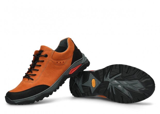 Men's trekking shoe NAGABA 408 orange campari leather