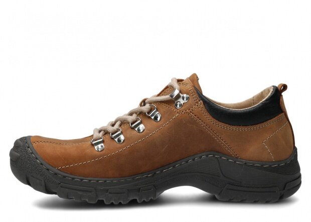 Men's trekking shoe NAGABA 455 HOCZ brown crazy leather