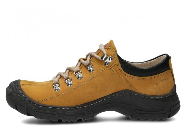 Men's trekking shoe NAGABA 455 HOCZ yellow crazy leather