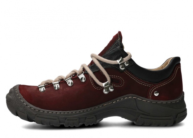 Men's trekking shoe NAGABA 055 burgundy crazy leather